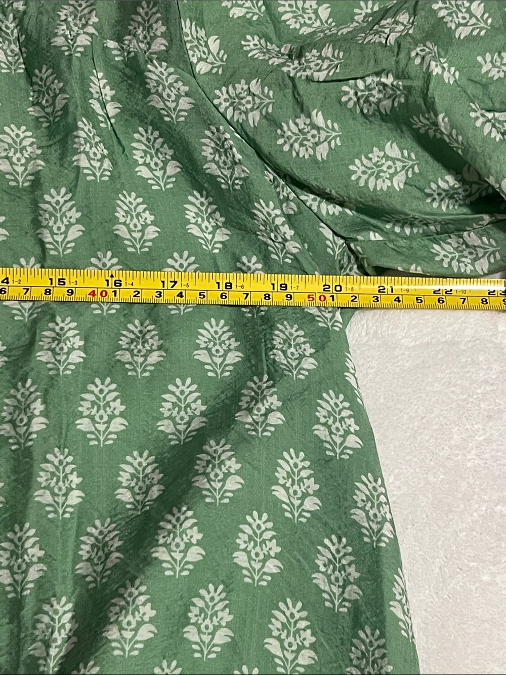 NWT Umgee Green Floral Blouse with White Lace Trim Large - Picture 12 of 14
